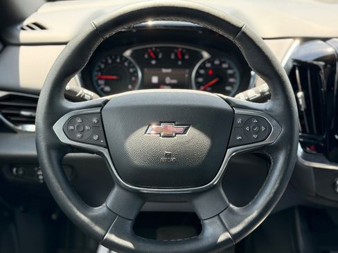 Used 2023 Chevrolet Traverse RS w/ LPO, Floor Liner Package AWD/4WD image 9