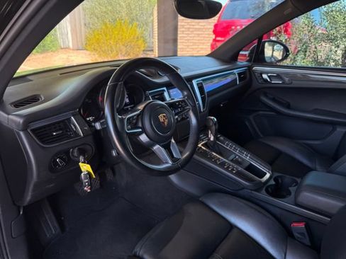 Used 2015 Porsche Macan S w/ Premium Package AWD/4WD image 26