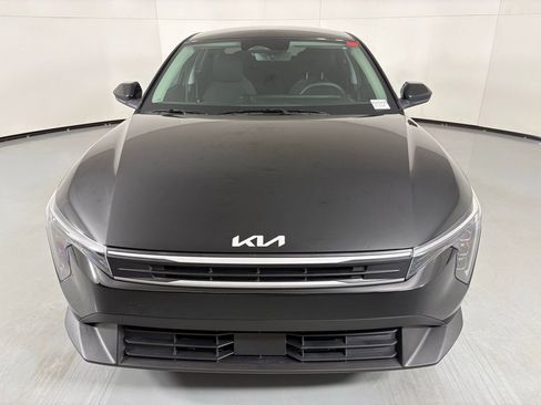 New 2026 Kia K4 FWD image 3