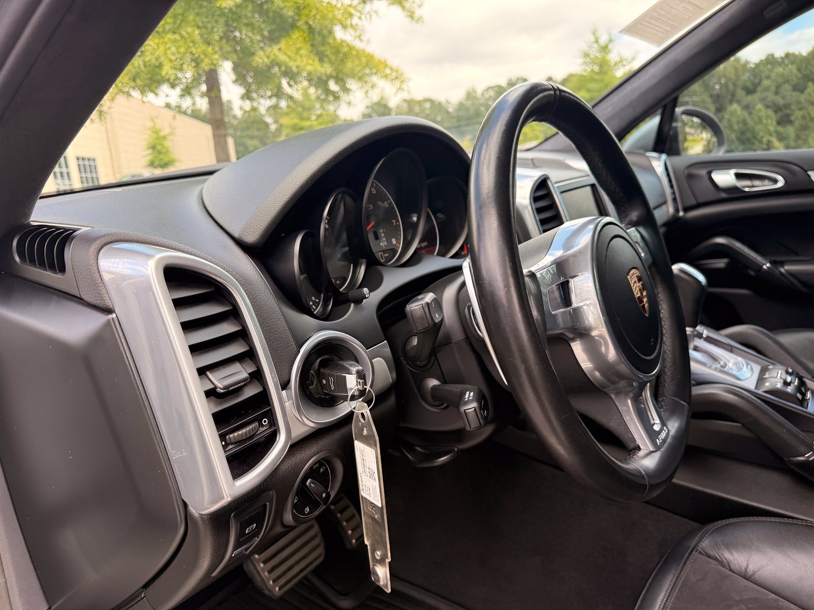 Used 2013 Porsche Cayenne GTS AWD/4WD image 21