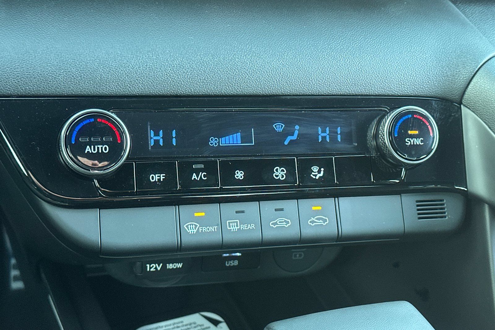 Used 2026 Hyundai Elantra Sport FWD image 18