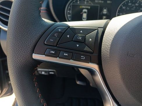 New 2025 Nissan Versa SR w/ Trunk Package image 11