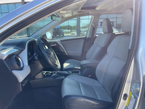 Used 2016 Toyota RAV4 Limited w/ Advanced Technology Package FWD image 9