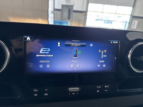 Used 2024 Mercedes-Benz eSprinter 170 Cargo image 30
