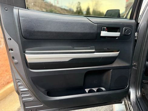 Used 2015 Toyota Tundra SR5 image 16