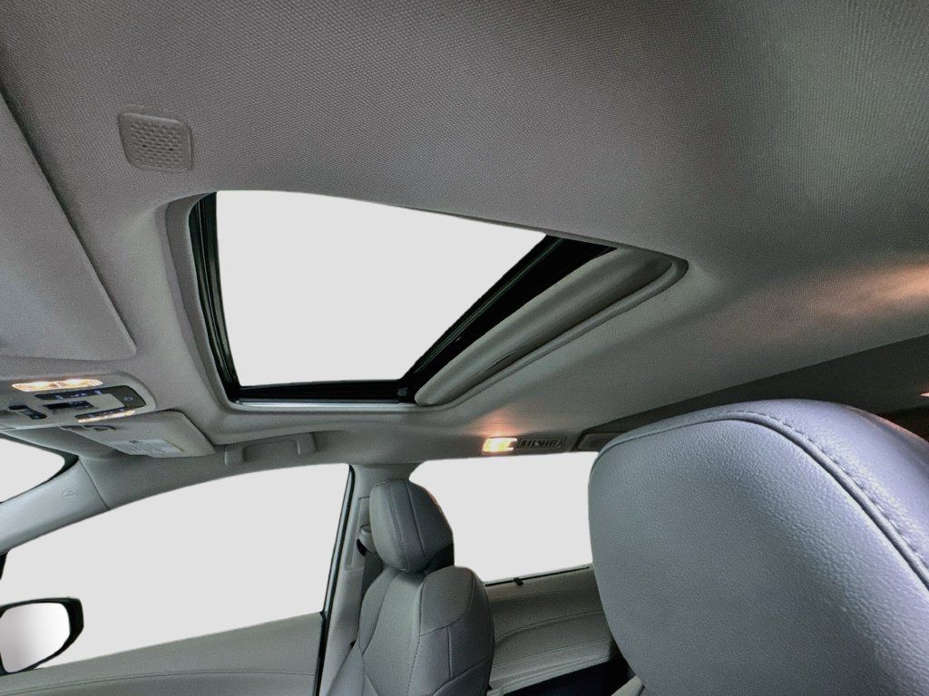 Used 2022 Toyota Sienna XLE FWD image 15