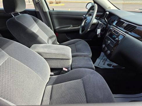 Used 2016 Chevrolet Impala Limited LS image 28