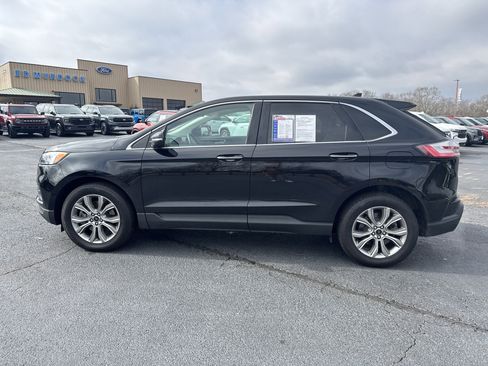 Certified 2024 Ford Edge Titanium w/ Equipment Group 301A image 8