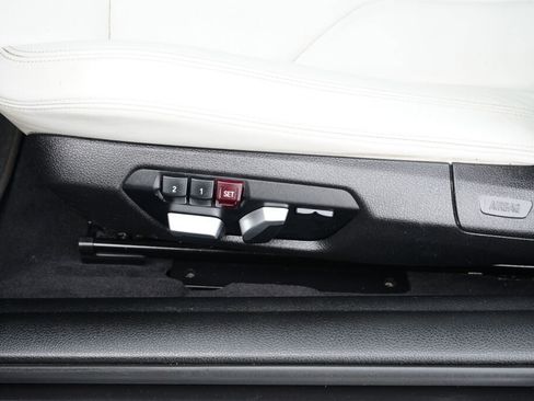 Used 2017 BMW M4 Competition image 14