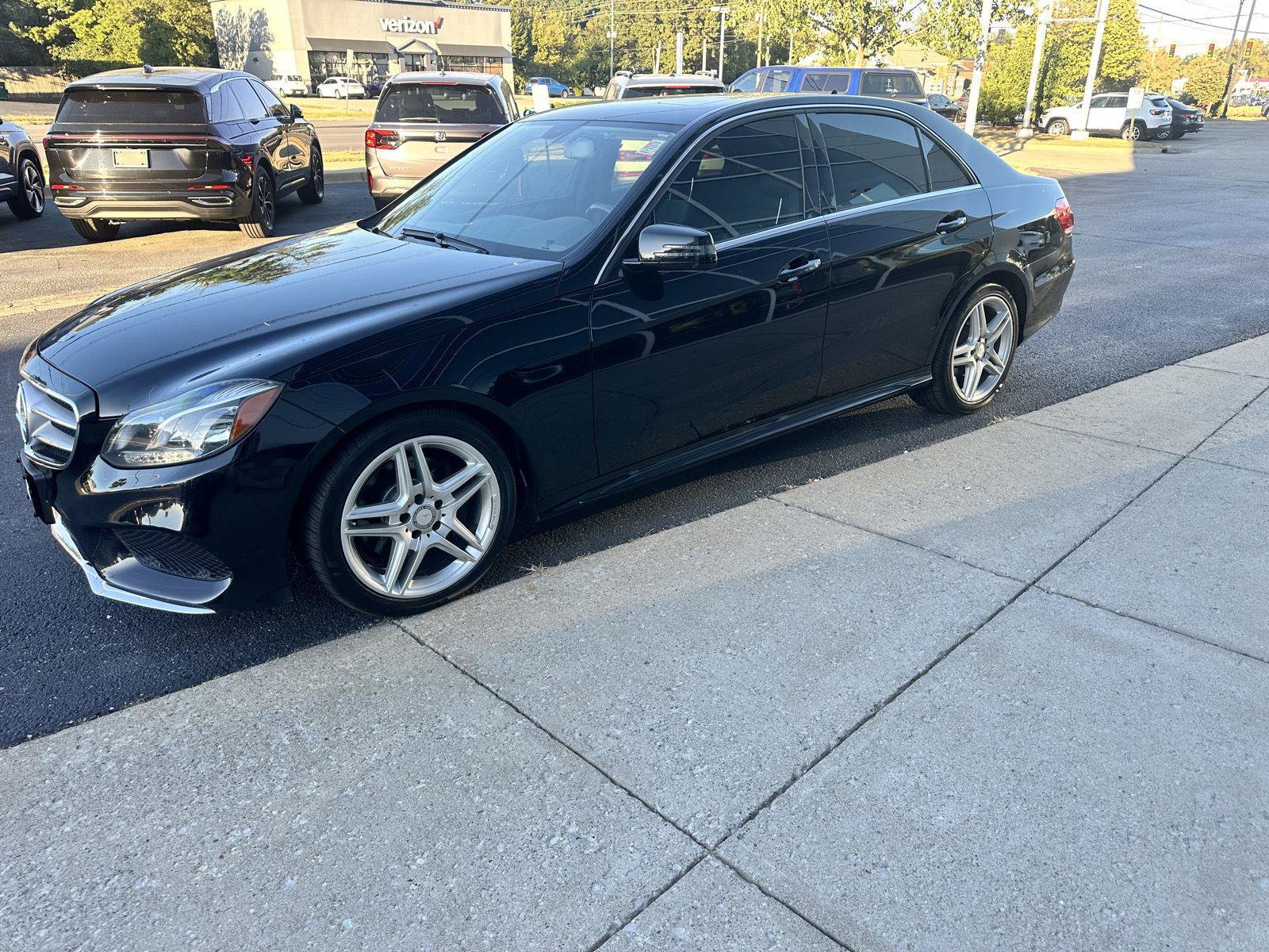 Used 2014 Mercedes-Benz E 350 4MATIC Sedan image 6