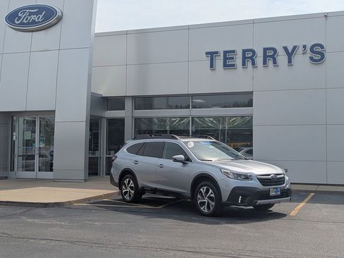Used 2020 Subaru Outback Limited XT image 1