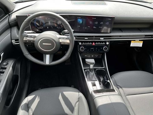 New 2026 Hyundai Tucson XRT image 11
