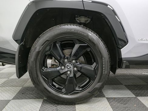 Used 2019 Toyota RAV4 XSE w/ Carpet Mat Package AWD/4WD image 16