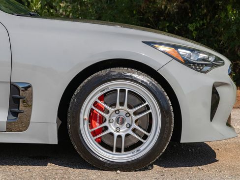 Used 2020 Kia Stinger GT2 AWD/4WD image 6