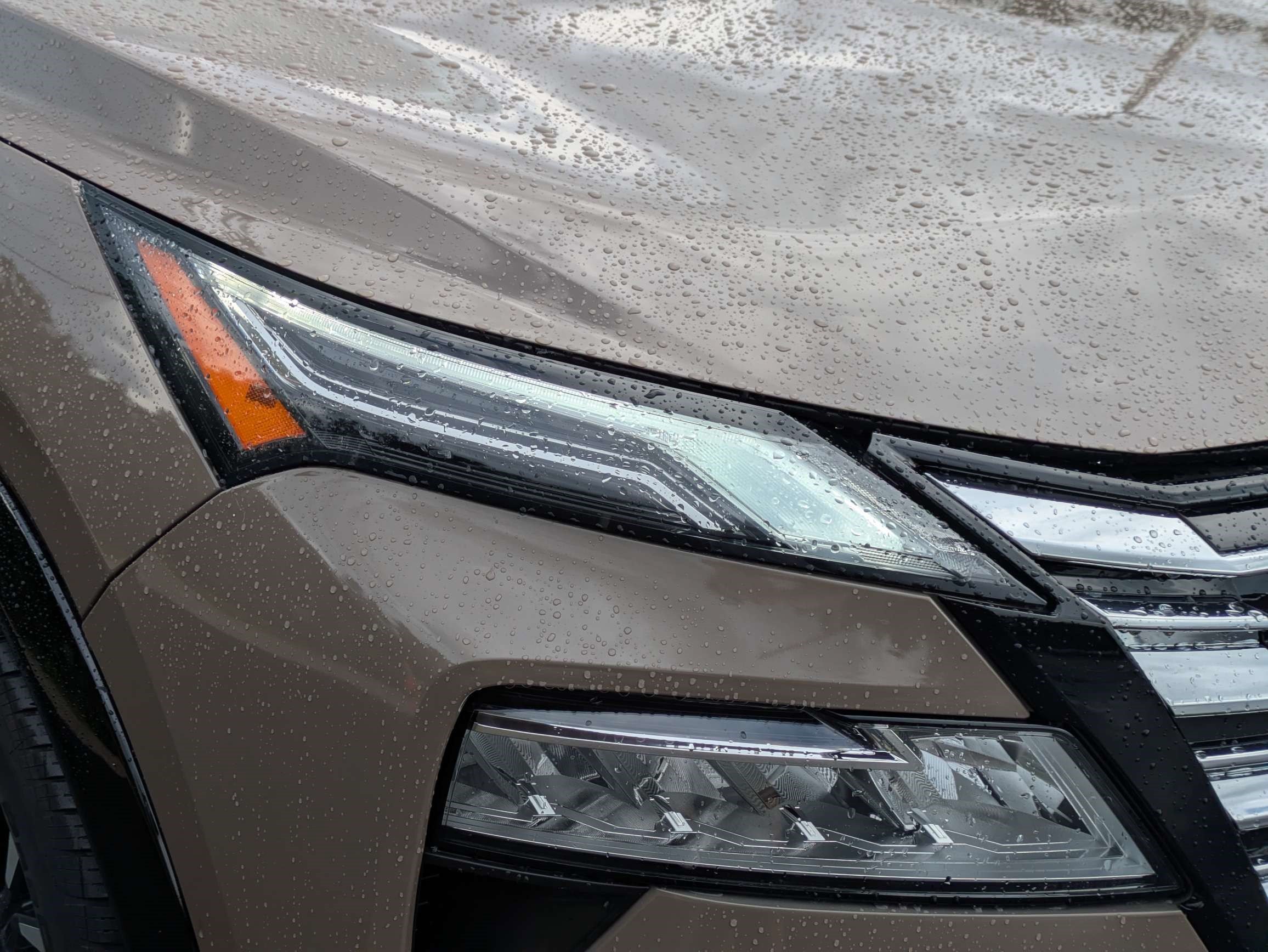 Used 2025 Nissan Rogue Platinum FWD image 9