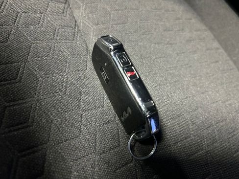 Used 2024 Kia Seltos S image 33