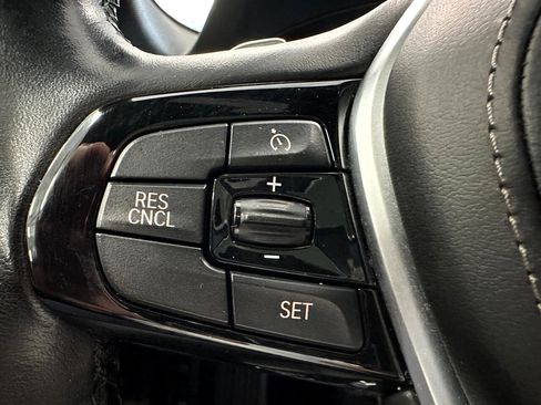 Used 2019 BMW 530i w/ Convenience Package image 34