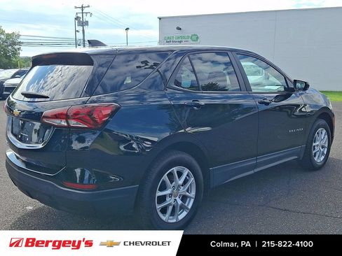 Certified 2024 Chevrolet Equinox LS w/ LS Convenience Package FWD image 5