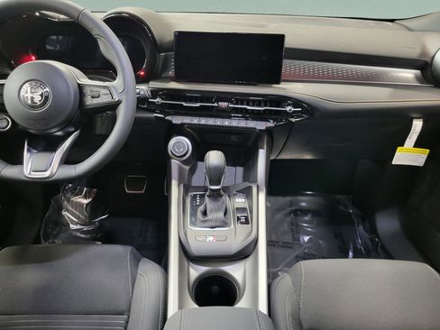 New 2025 Alfa Romeo Tonale w/ Premium Package image 72