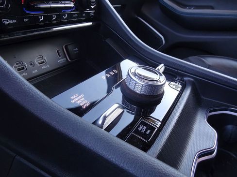 Used 2024 Jeep Grand Cherokee Trailhawk w/ Advanced Protech Group II image 9