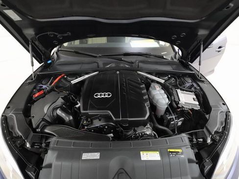 Used 2022 Audi A5 2.0T Premium image 6