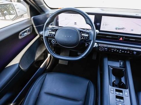 Certified 2025 Hyundai Ioniq 6 SEL image 17