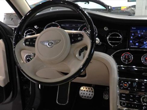 Used 2013 Bentley Mulsanne RWD image 15