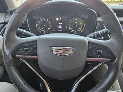 Used 2020 Cadillac XT6 Premium Luxury image 30