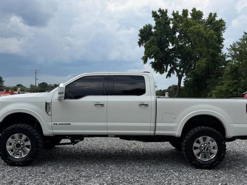 Used 2021 Ford F350 Platinum w/ Tremor Off-Road Package AWD/4WD image 4