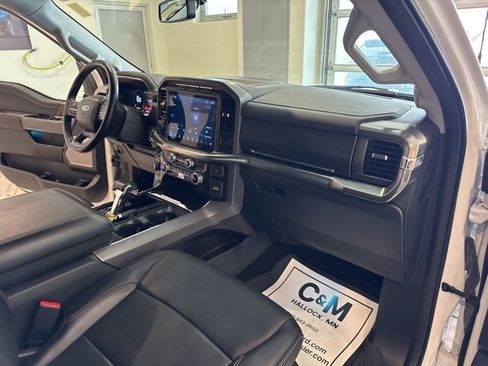 Used 2023 Ford F150 Lariat w/ Trailer Tow Package image 13