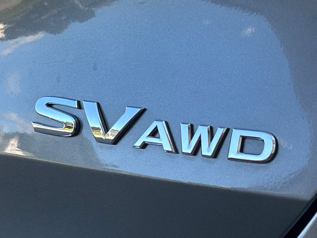 Used 2018 Nissan Rogue SV AWD/4WD image 16