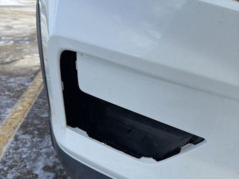 Used 2019 Nissan Rogue SV w/ Sun & Sound Touring Package image 3