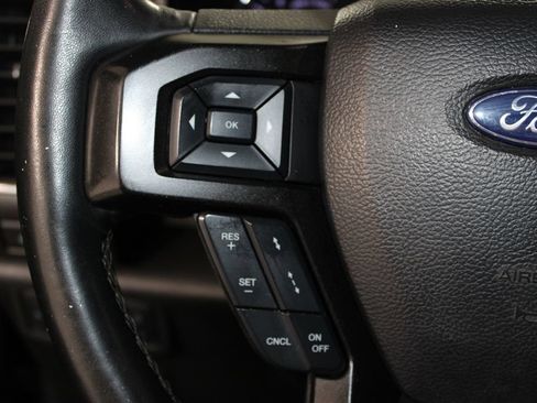 Used 2019 Ford Expedition Limited w/ Equipment Group 301A RWD image 35