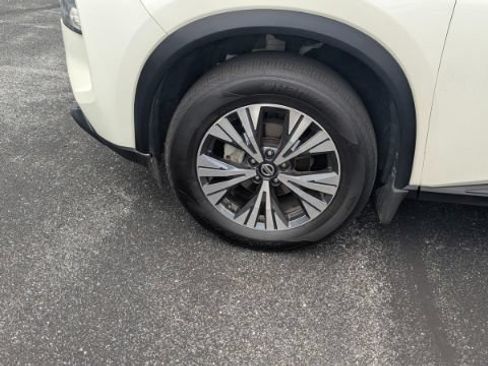 Used 2021 Nissan Rogue SV AWD/4WD image 9