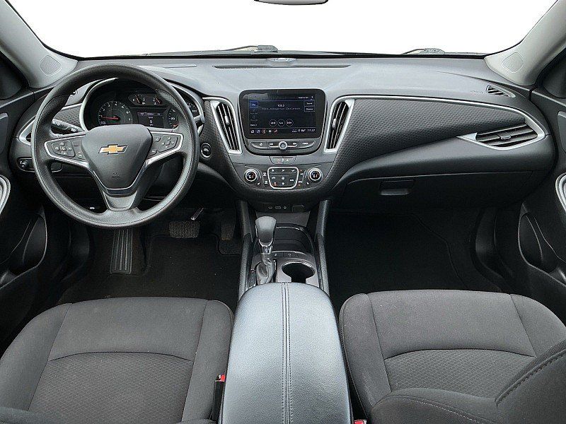 Used 2025 Chevrolet Malibu LT FWD image 13