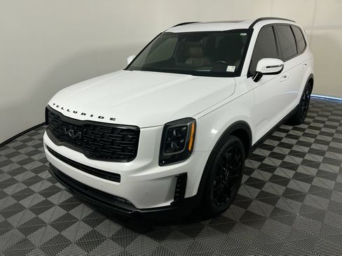 Used 2022 Kia Telluride SX w/ SX Prestige Package AWD/4WD image 7
