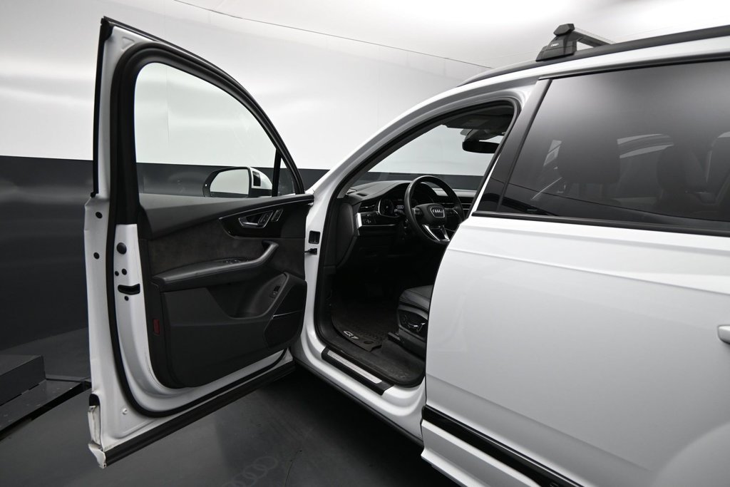 Used 2021 Audi Q7 3.0T Prestige w/ Prestige Package AWD/4WD image 8