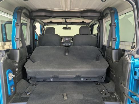Used 2020 Jeep Wrangler Sport AWD/4WD image 27
