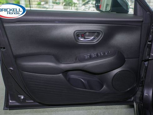 Certified 2024 Honda HR-V LX image 12