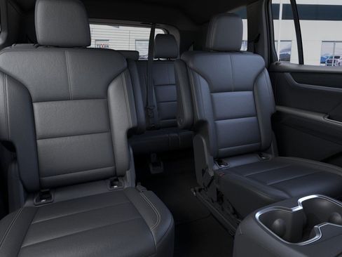 New 2026 GMC Acadia Elevation image 18