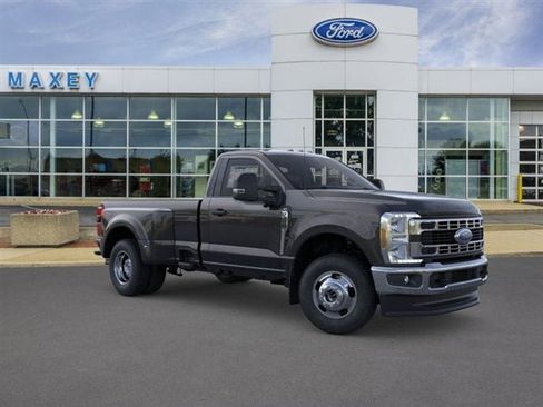 New 2026 Ford F350 XLT w/ 360-Degree Camera Package AWD/4WD image 29