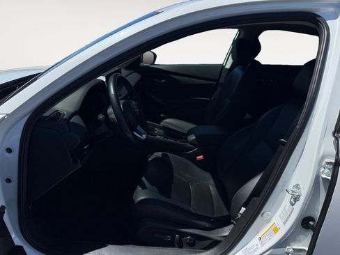 Used 2025 Honda Accord Touring image 10