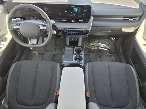 Certified 2025 Hyundai Ioniq 5 SE RWD image 26