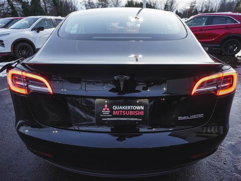 Used 2023 Tesla Model 3 Performance image 6