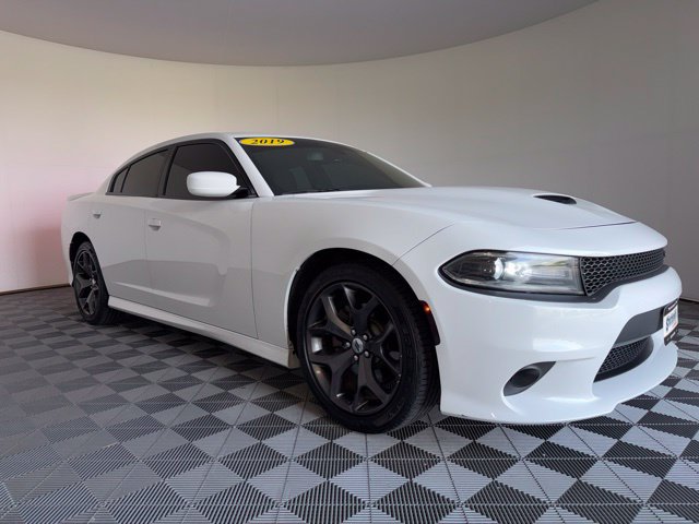Used 2019 Dodge Charger GT RWD image 4
