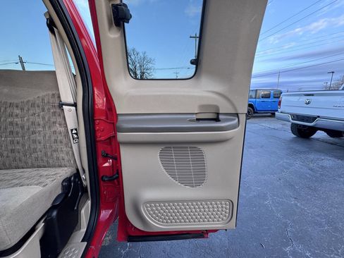 Used 2000 Ford F250 XLT image 42