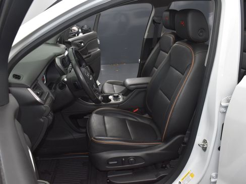 Used 2020 GMC Acadia AT4 w/ Driver Alert Package II image 23