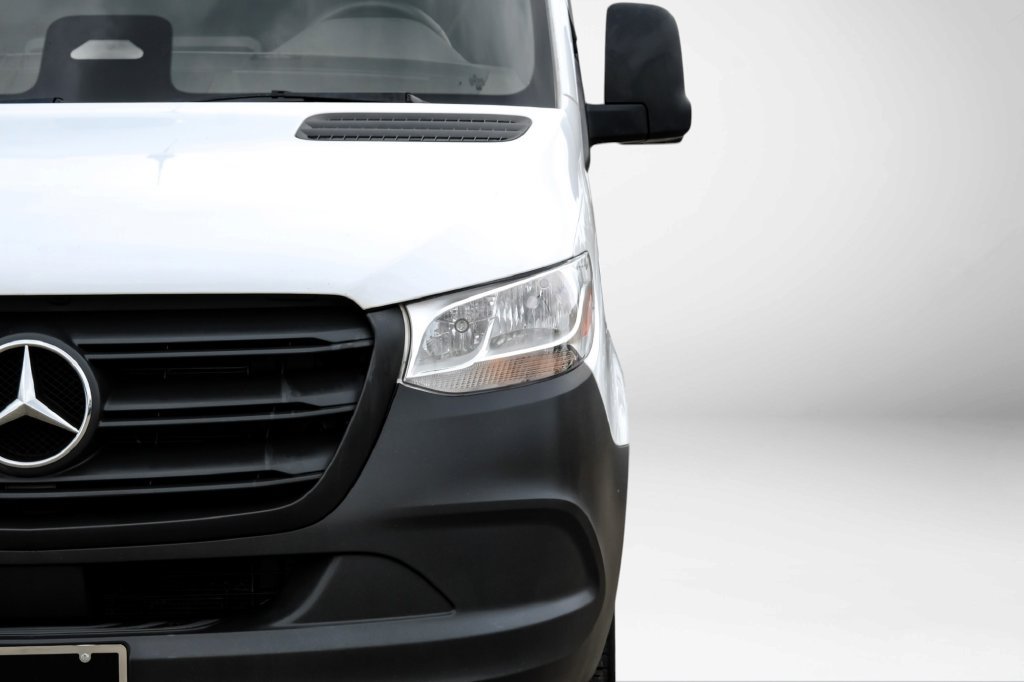 Used 2025 Mercedes-Benz Sprinter 2500 image 43