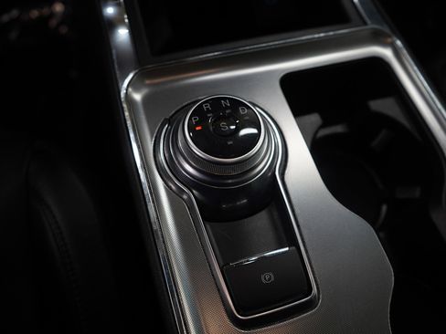 Used 2022 Ford Edge Titanium w/ Equipment Group 301A image 20