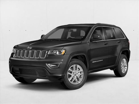 Used 2018 Jeep Grand Cherokee Altitude RWD image 1